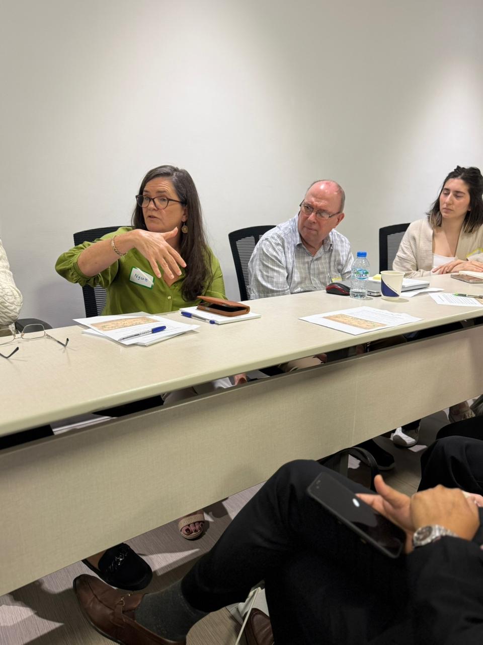 Interdisciplinary group discussion